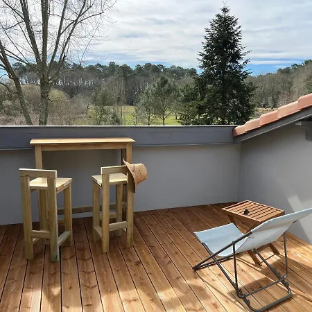 Laguillotte Bed & Breakfast 4*